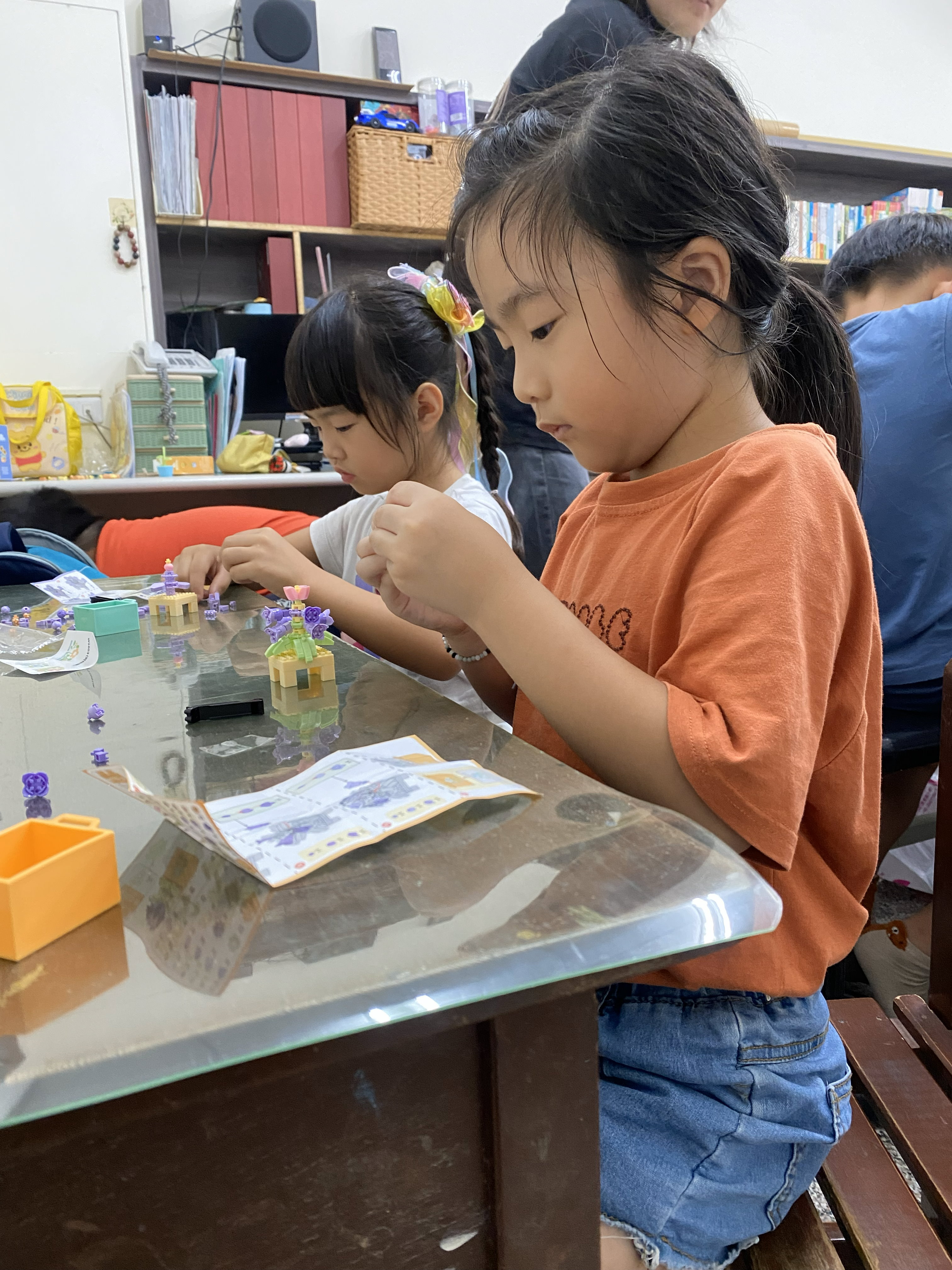 [安親班學習場景]